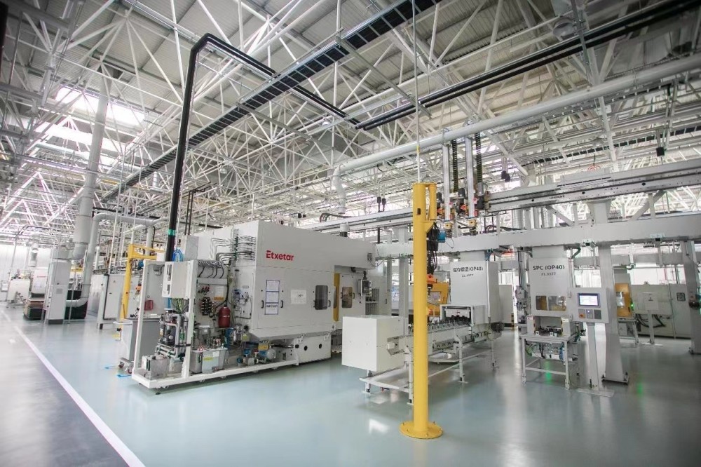 最大馬力188匹 近40%熱效率 全新第三代榮威RX5搭載“藍芯”動力